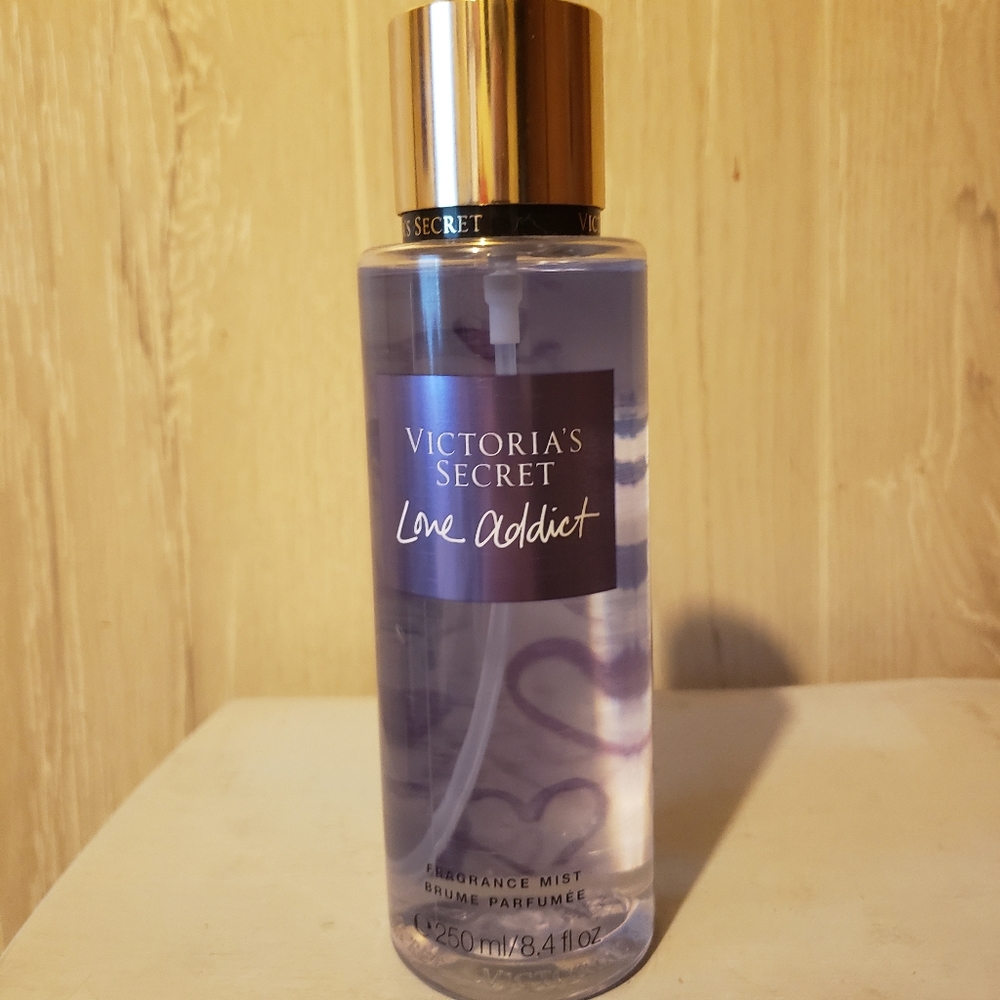Victoria secret body spray
